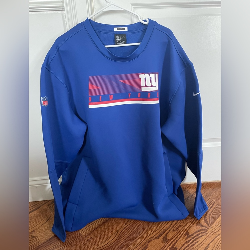 Mens New York giants crew neck sweatshirt- official team gear